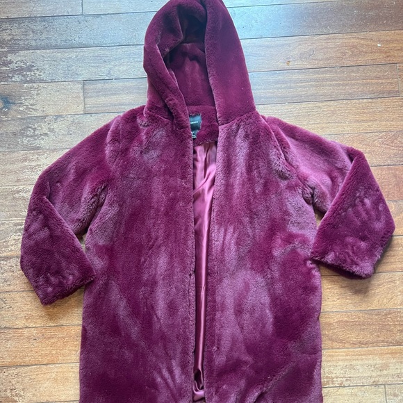 Burgundy Faux Fur Jacket - Picture 2 of 5
